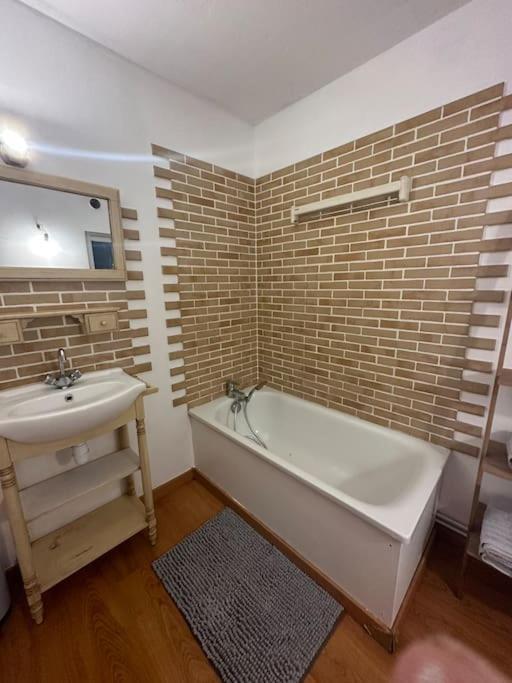 Charmante Maison De Ville Bolbec Dış mekan fotoğraf